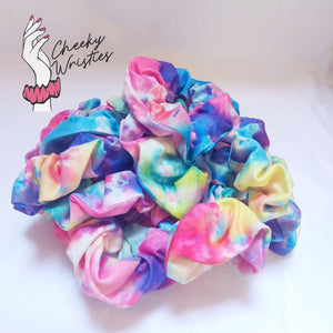 Tie Dye Wristie - Cutie Scrunchie