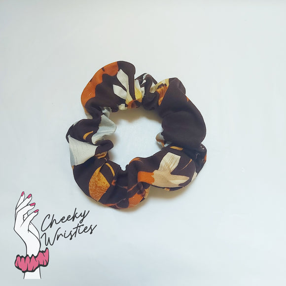 Retro Autumn Wristie - Cutie Scrunchie
